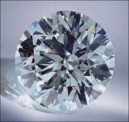 璀璨宝石之王：国际钻石分级标准的秘密与魅力